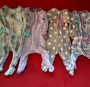 4 Excellent Condition Zipper Sleepers